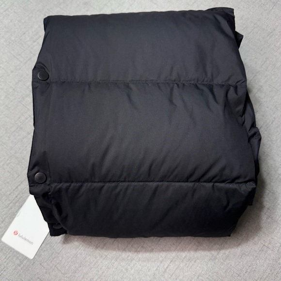 Lululemon Black Wunder Puff Scarf Down Scarf Wrap Puffer Scarf NWT - Picture 8 of 11